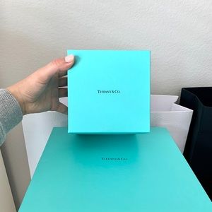 Small Tiffany Gift Box 🎁